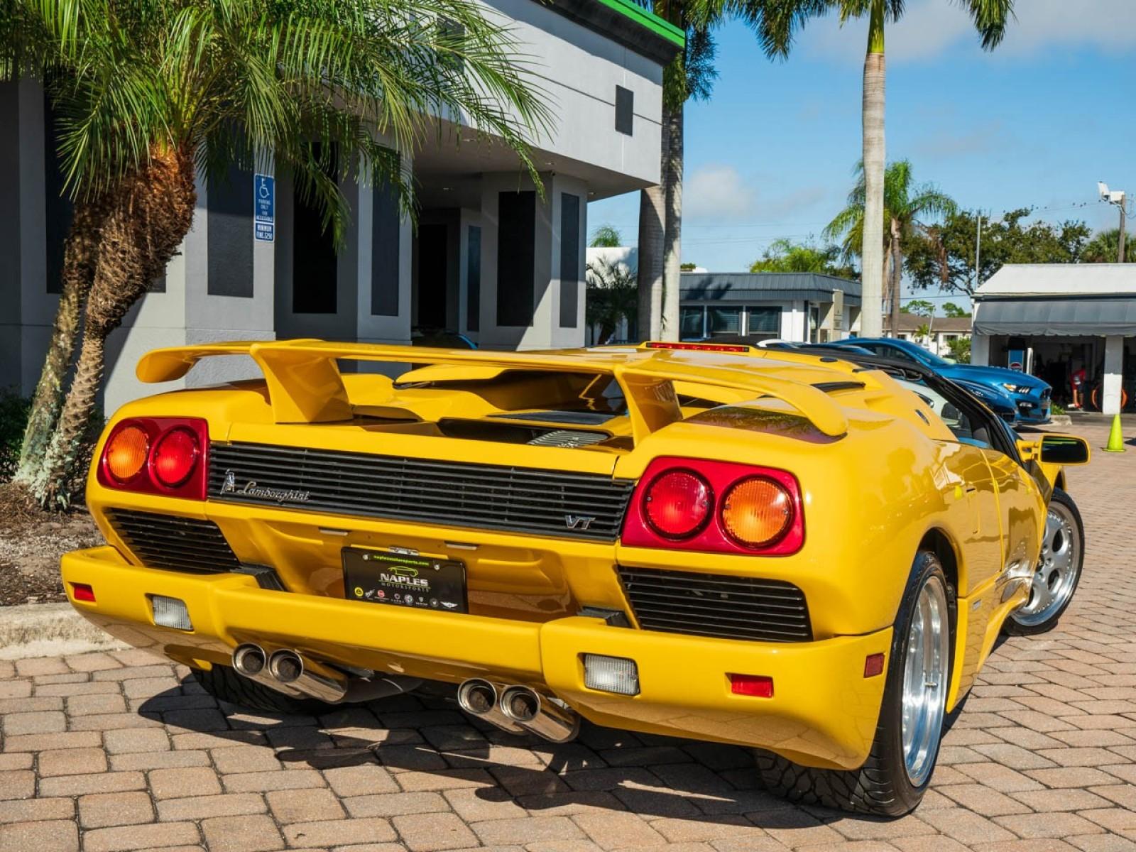 VIN: ZA9RU31B9XLA12212 | Used 1999 Lamborghini Diablo Roadster For