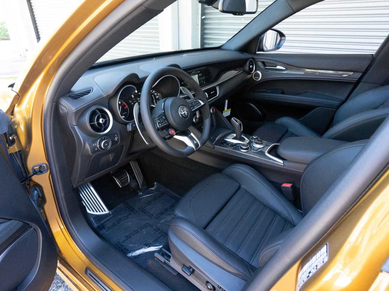 VIN: ZASPAKEV1N7D34216 | New 2022 Alfa Romeo Stelvio Quadrifoglio