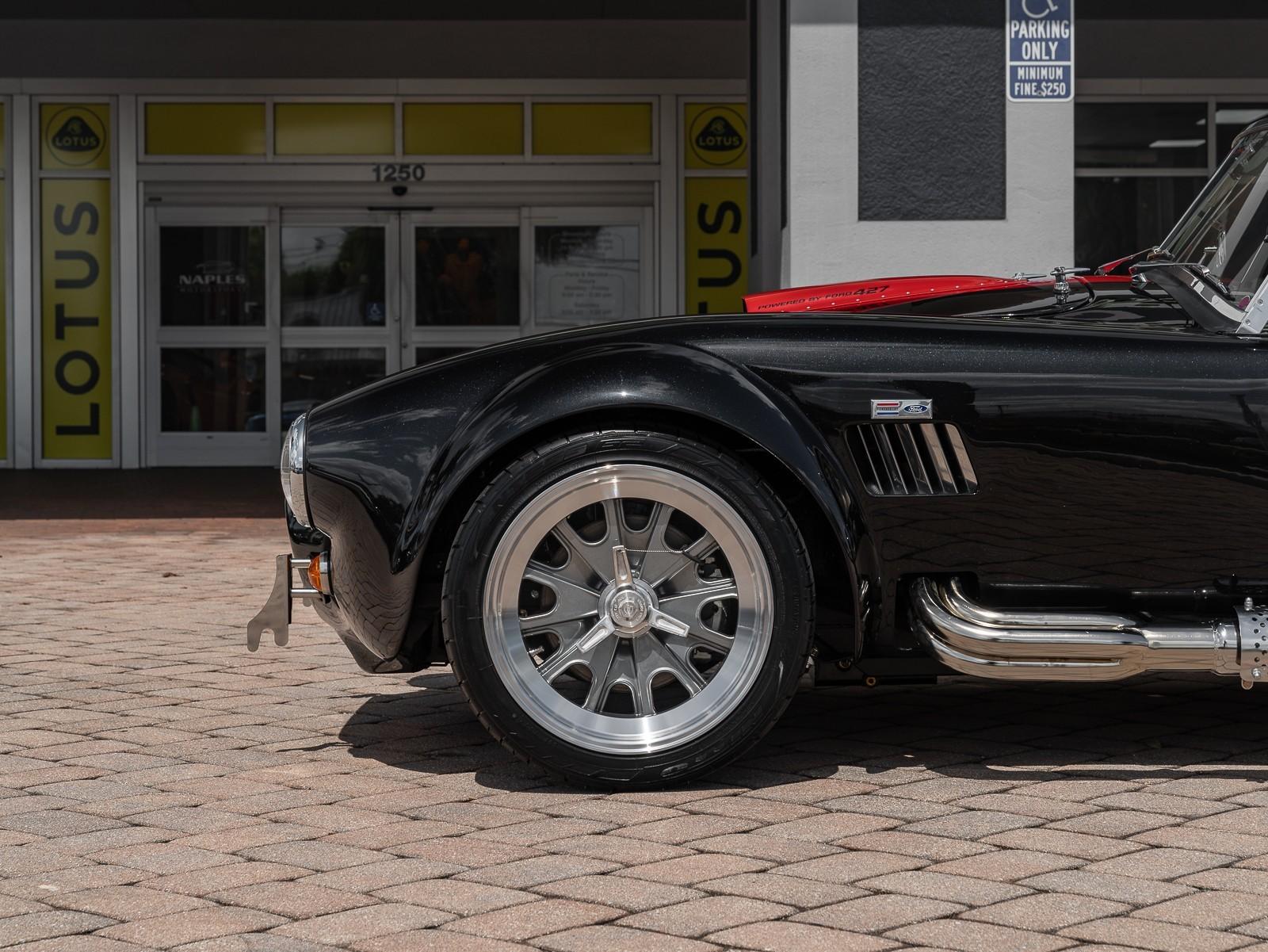 VIN: AE9BMAAH5P1MT1008 | Used 1965 Roadster Shelby Cobra Replica