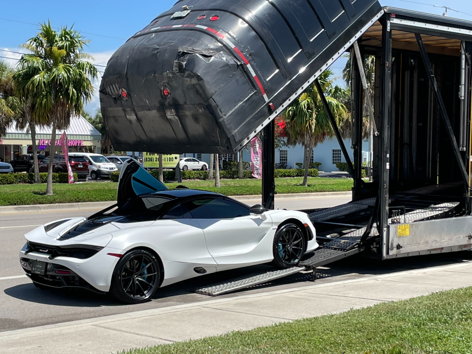 Used-2022-McLaren-720S-