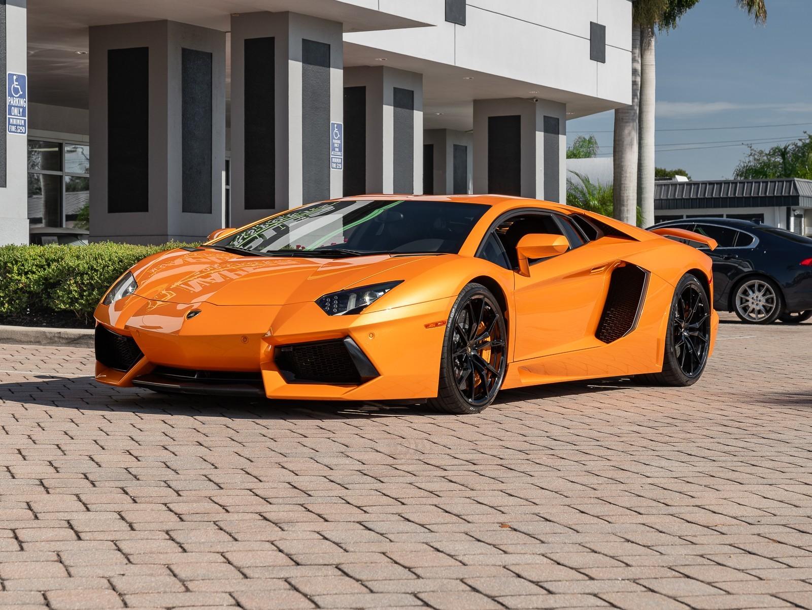 VIN: ZHWUC1ZD5ELA02525 | Used 2014 Lamborghini Aventador LP 700-4
