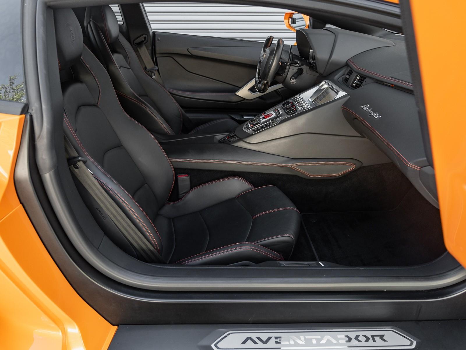 VIN: ZHWUC1ZD5ELA02525 | Used 2014 Lamborghini Aventador LP 700-4