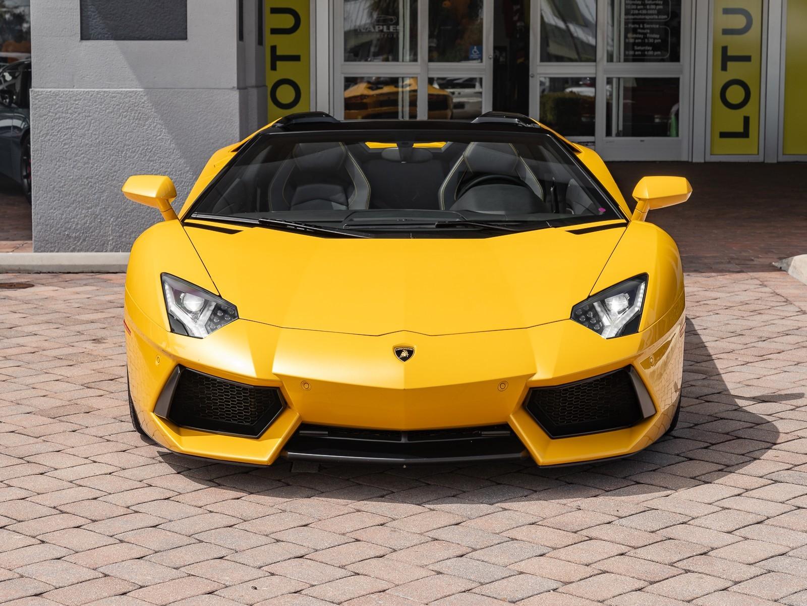 1,100-Mile 2014 Lamborghini Aventador LP700-4 Roadster for