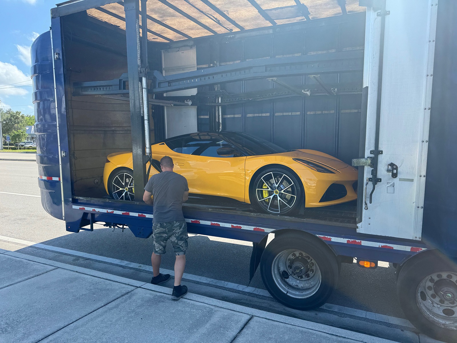 New-2024-Lotus-Emira-V6-First-