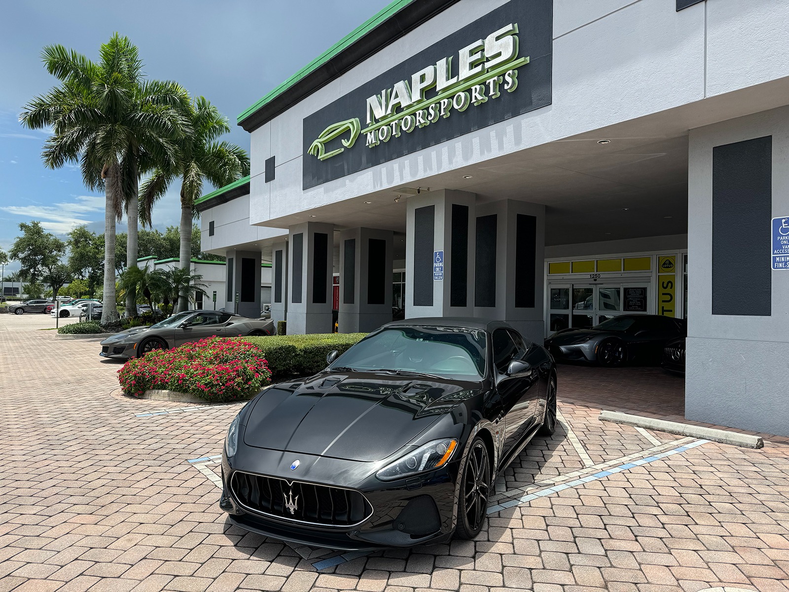 Used-2019-Maserati-GranTurismo
