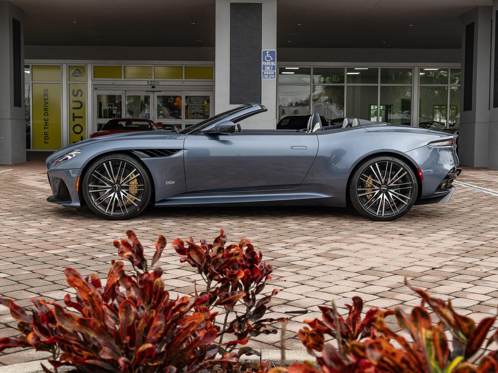 VIN: SCFRMHCV0NGT02924 | Used 2022 Aston Martin DBS Superleggera