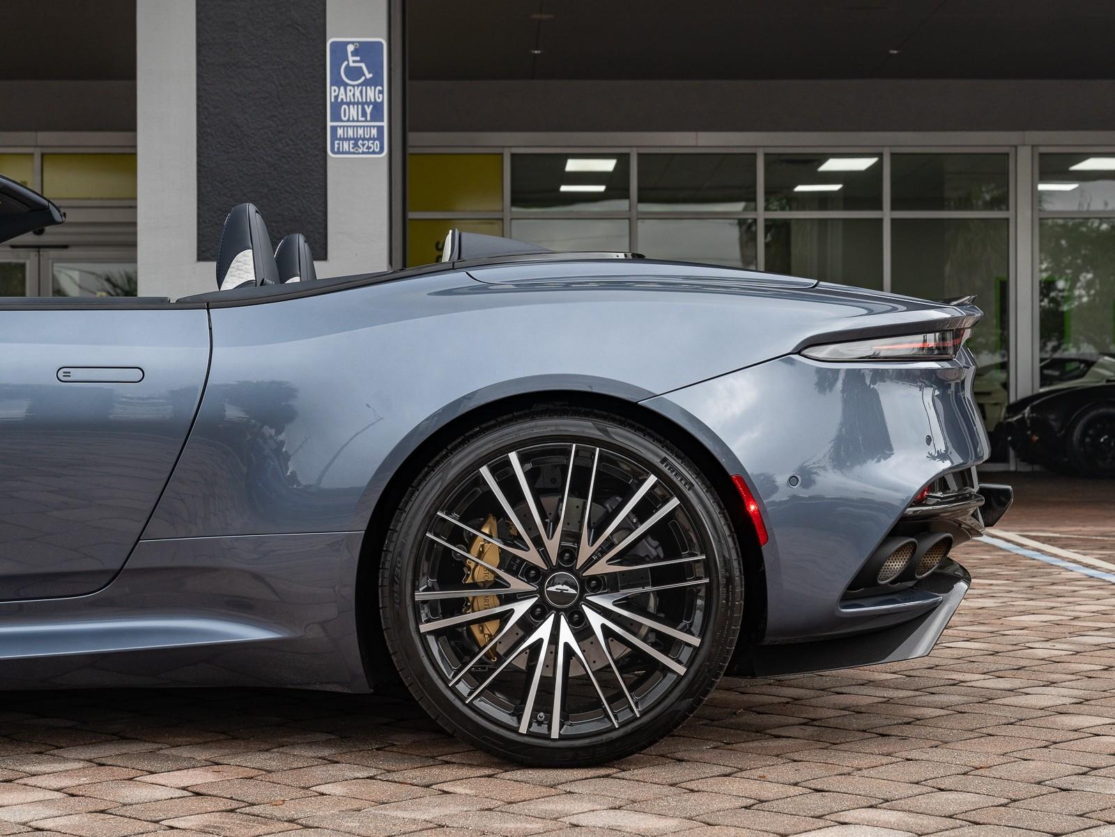 VIN: SCFRMHCV0NGT02924 | Used 2022 Aston Martin DBS Superleggera
