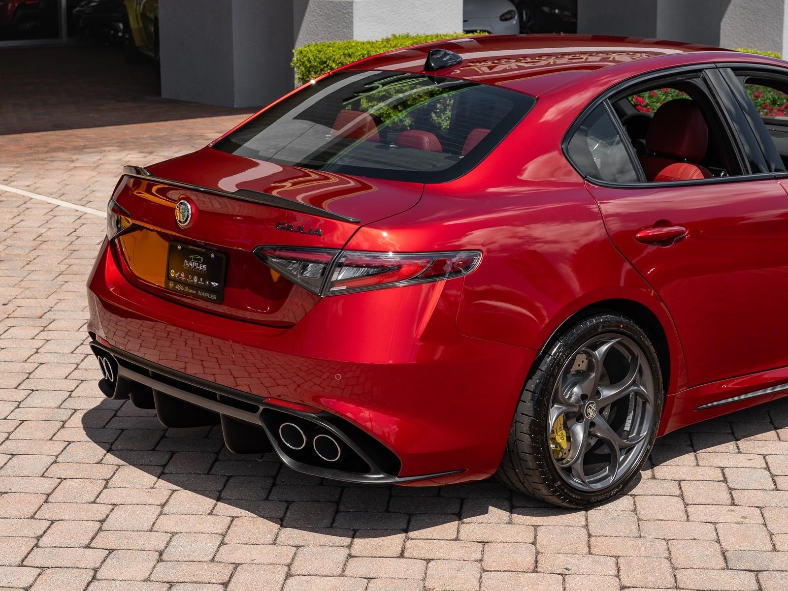 VIN: ZARFAMEV1R7685896 | New 2024 Alfa Romeo Giulia Quadrifoglio
