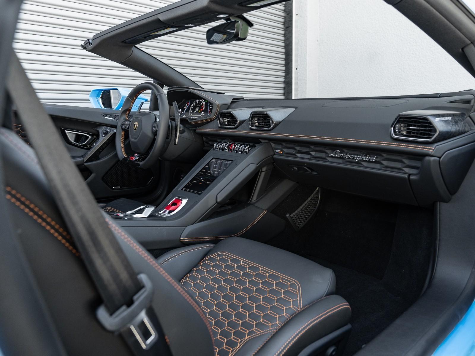 VIN: ZHWUT5ZF9NLA20440 | Used 2022 Lamborghini Huracan EVO Spyder VIN: ZHWUT5ZF9NLA20440 | Used 2022 Lamborghini Huracan EVO Spyder