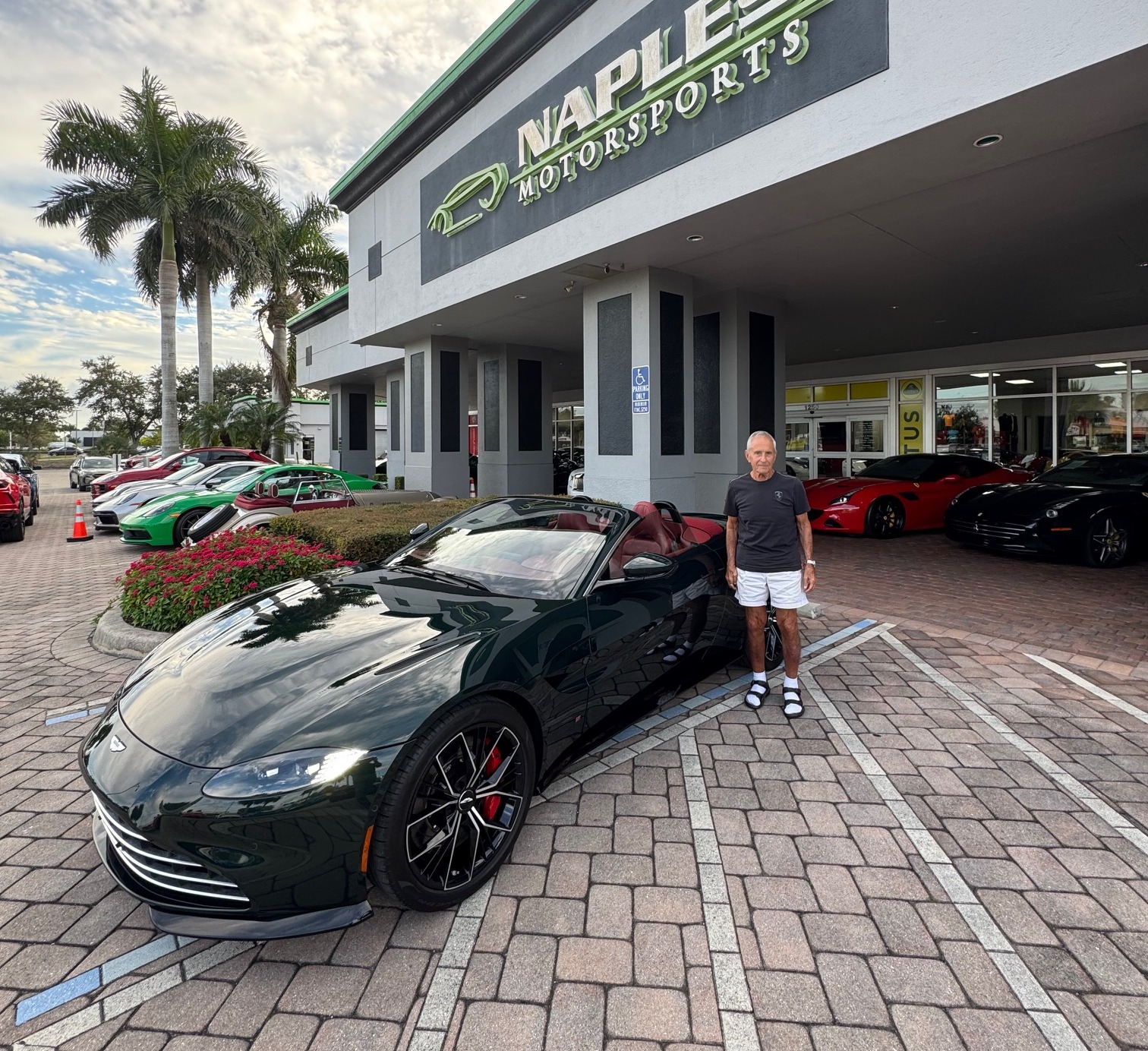 Used-2021-Aston-Martin-Vantage