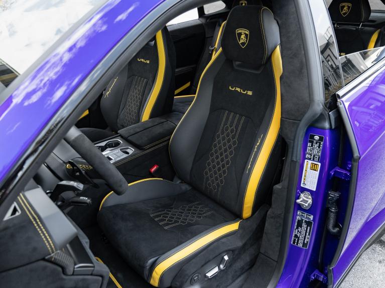 VIN: ZPBUC3ZL9RLA33042 | Used 2024 Lamborghini Urus Performante