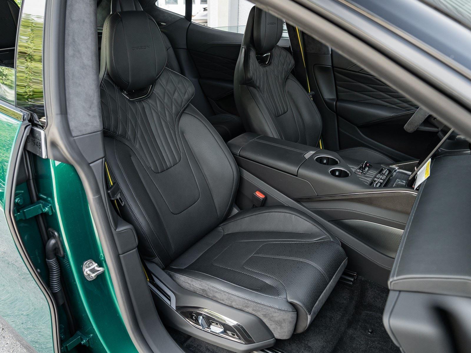 VIN: LJUEAEG20SK501189 | New 2025 Lotus Eletre Carbon For Sale