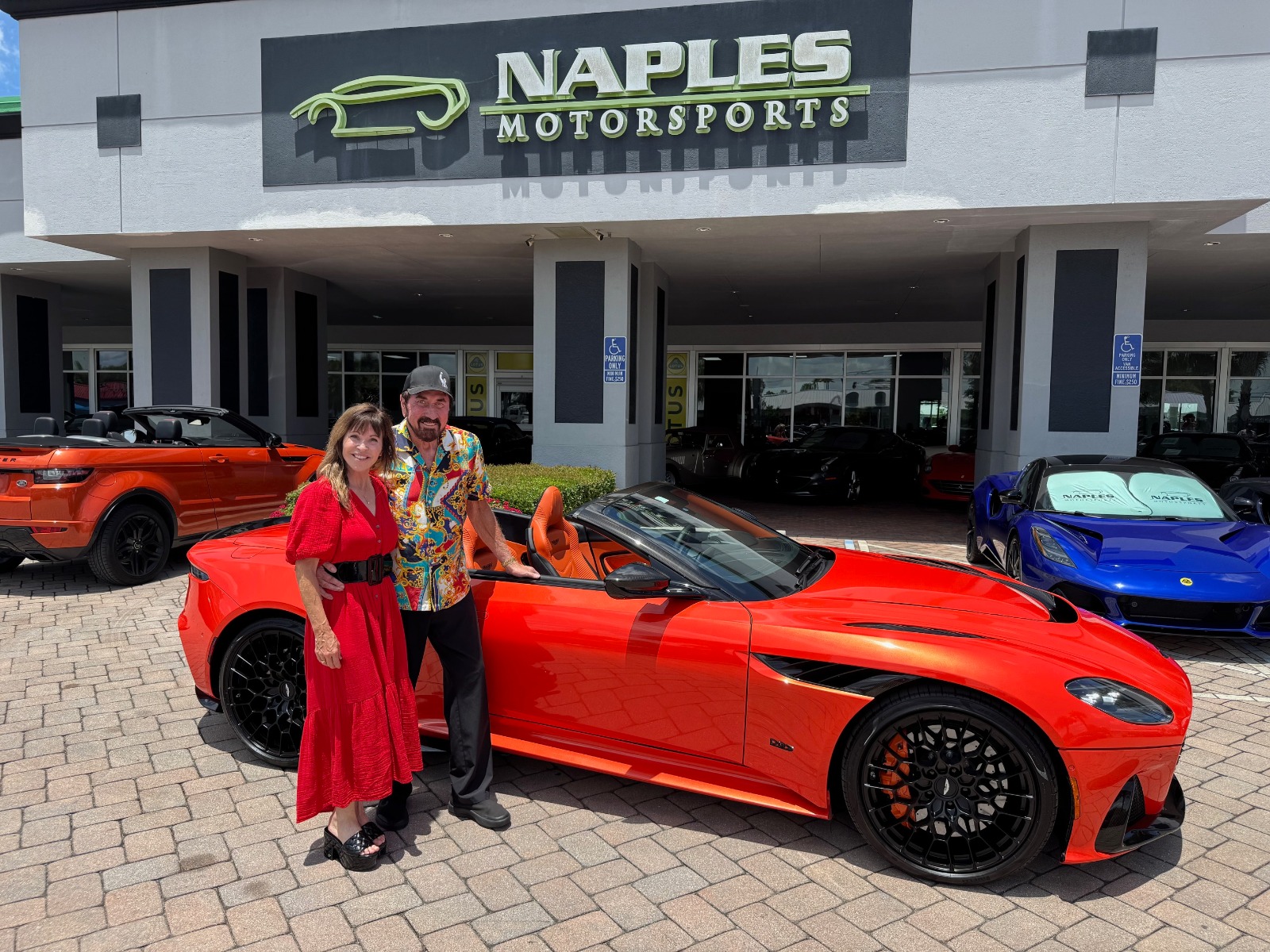 Used-2023-Aston-Martin-DBS-770