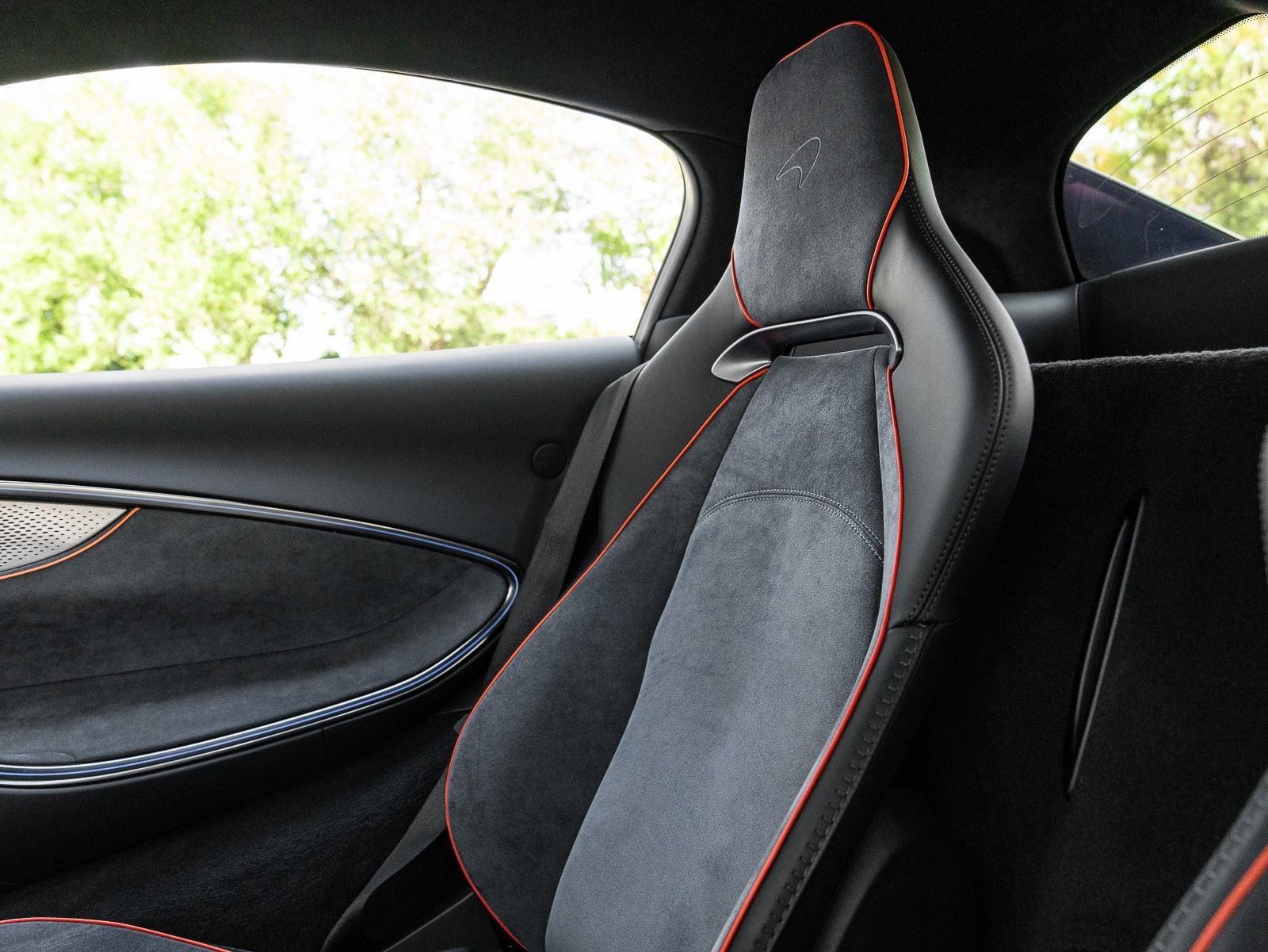VIN: SBM16AEA6SW002983 | Used 2025 McLaren Artura Coupe For Sale
