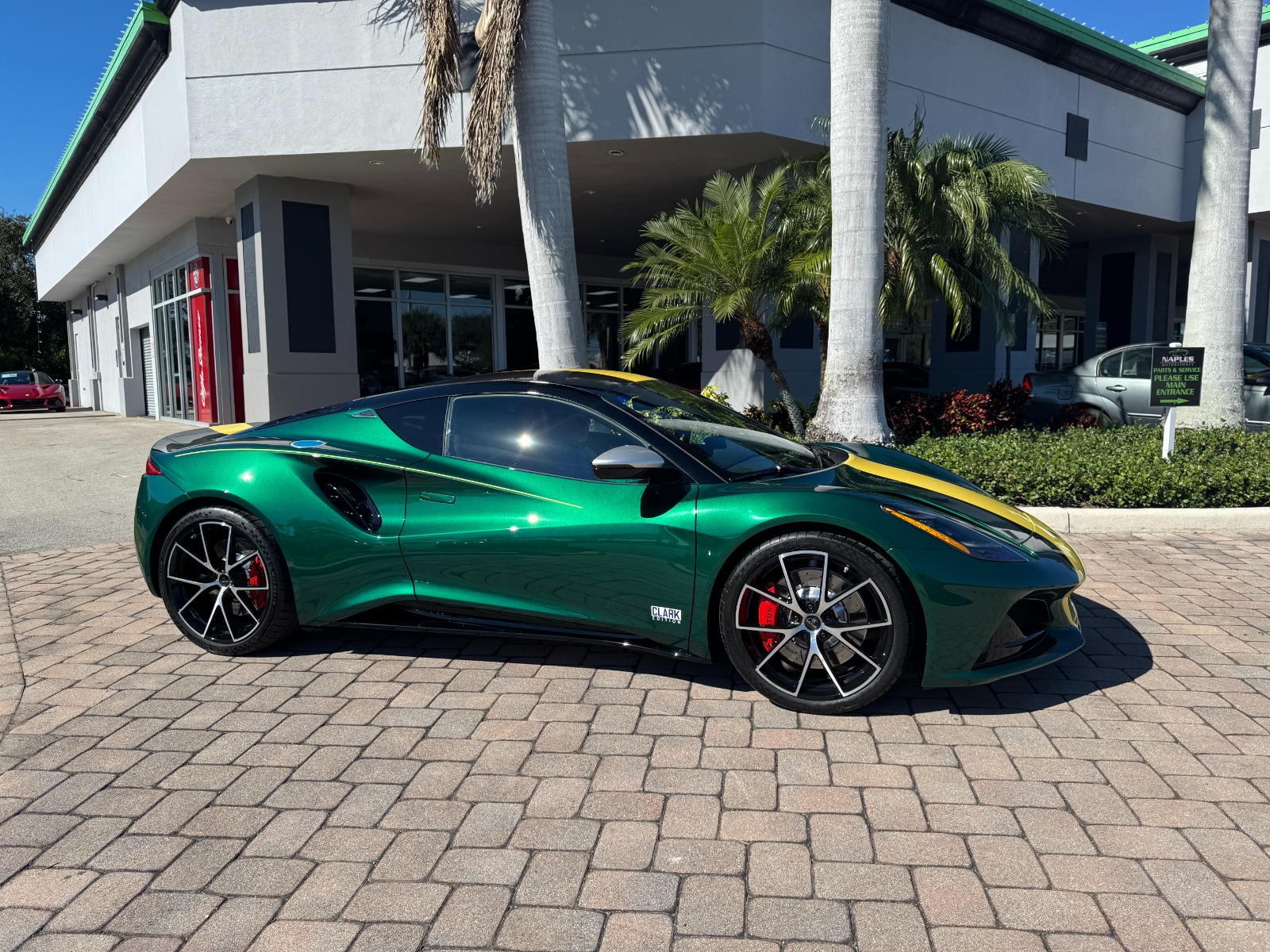 New-2026-Lotus-Emira-V6-SE-