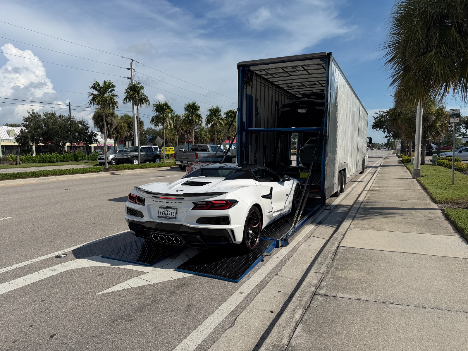 Used-2023-Chevrolet-Corvette-