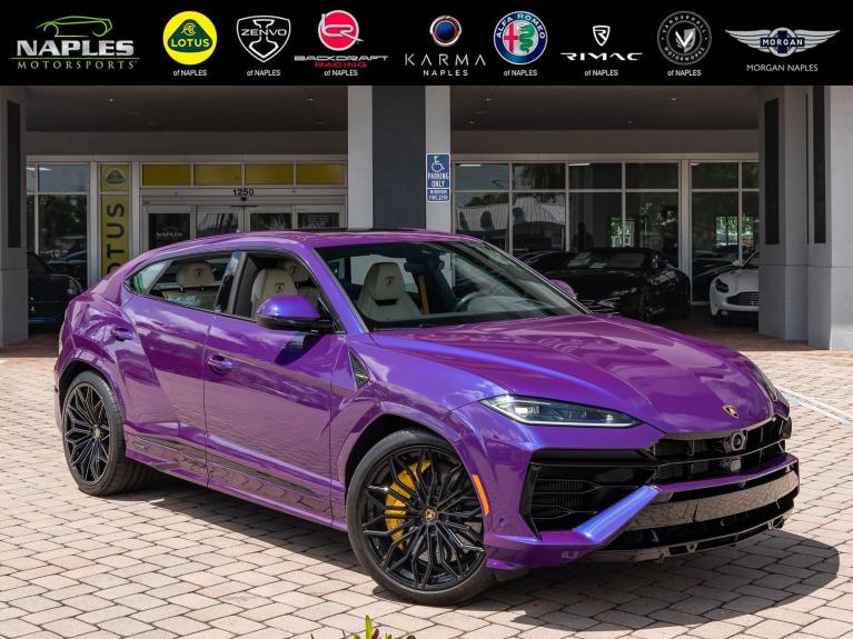 Used 2025 Lamborghini Urus SE for sale $304,995 at Naples Motorsports Inc in Naples FL