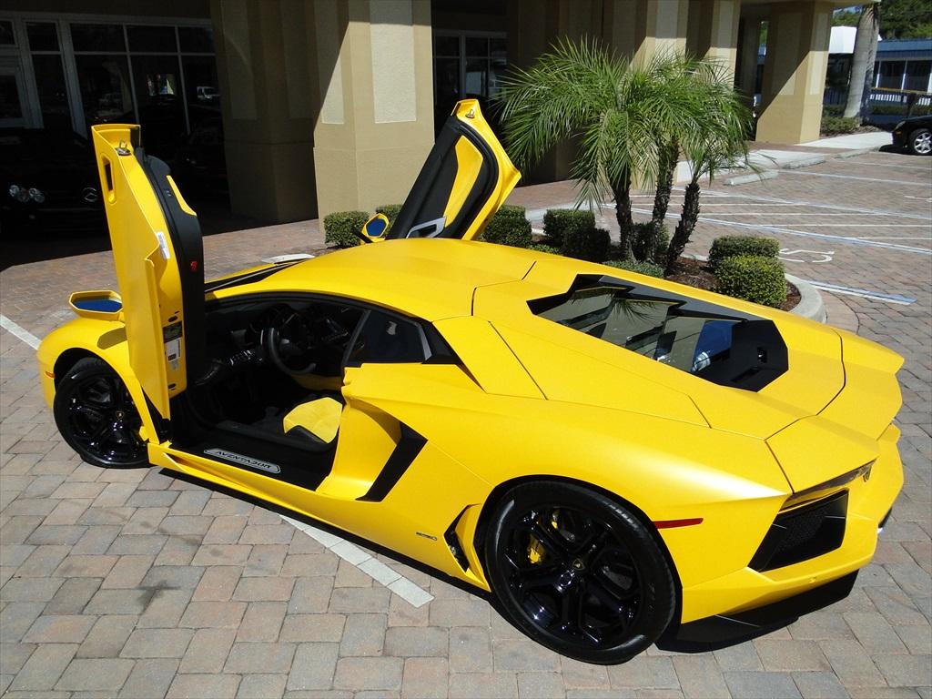 VIN: ZHWUC1ZD5CLA01064 | Used 2012 Lamborghini Aventador LP 700-4