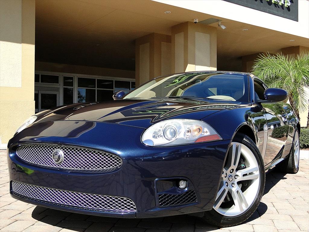 豊富な商品から 2007 Used | SAJWA43CX79B19673 VIN: Jaguar Sale For XKR XKR ワールドミュージック