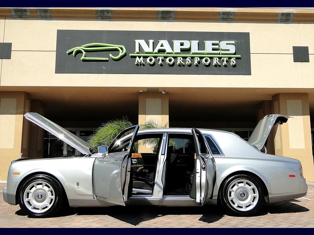 VIN: SCA1S68464UX07327 | Used 2004 Rolls-Royce Phantom For Sale